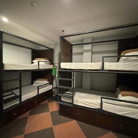 Cerca Hotel Balabag  Екстер'єр фото