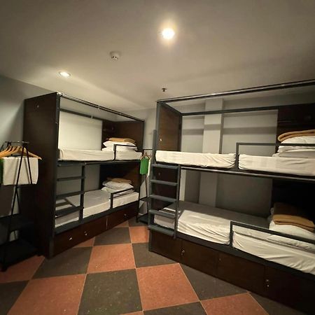 Cerca Hotel Balabag  Екстер'єр фото